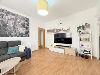 Flat in Can Palet. Junto carretera de montcada