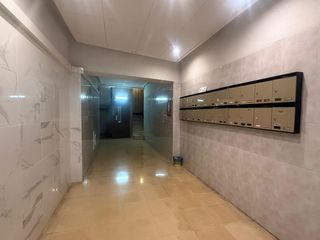 Dachwohnung in Collblanc. A 8 minutos del metro de collblanc, y a 6 del mercado