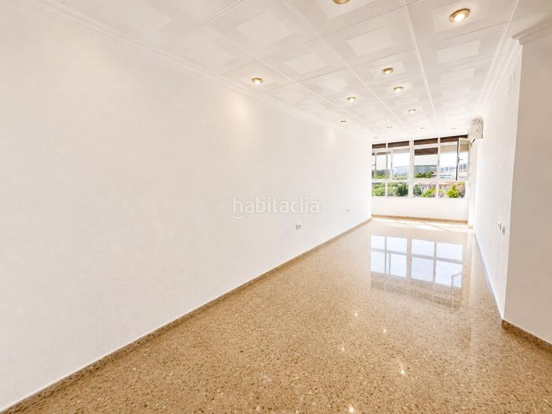 Foto b3f112c6-0971-4206-a83f-89020c55667c. Pis amb aparcament a L´Hort de Senabre Valencia