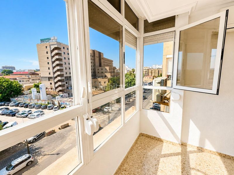 Foto b9ae123a-a865-4e65-87ef-43d05cb437e2. Pis amb aparcament a L´Hort de Senabre Valencia