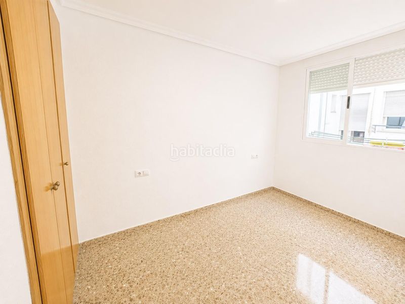 Foto d46ed1fc-06ed-4c15-bbdb-833339b964cd. Pis amb aparcament a L´Hort de Senabre Valencia