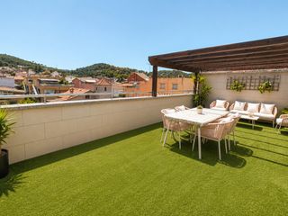 Duplex in Santa Maria-Terra Nostra. Santa maria de montcada. a 5 minutos de renfe