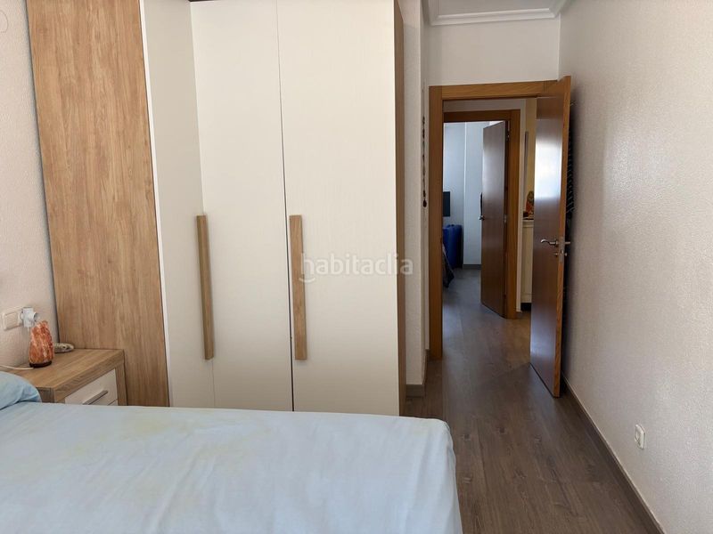 Foto dc2d32f9-8f45-4682-ae5b-04c0ed3cd940. Apartament amb calefacció a Centro Elda