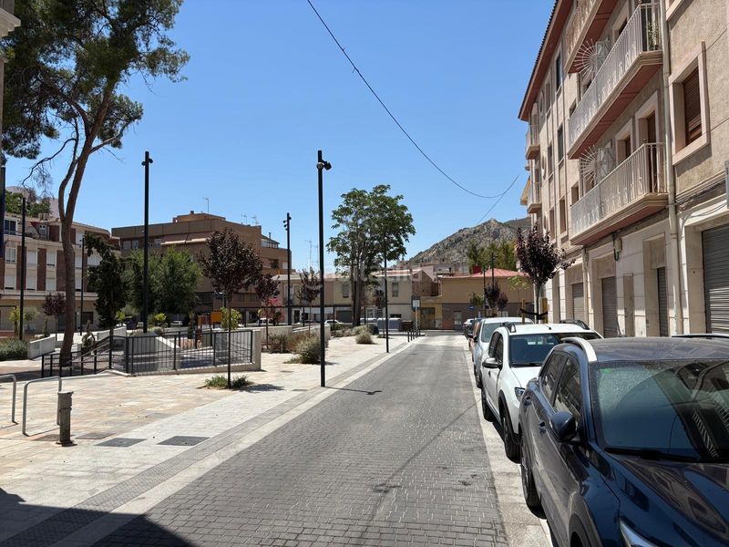 Foto ec6d1f7f-5e6d-4b23-a253-69f2bfb6a463. Apartament amb calefacció a Centro Elda