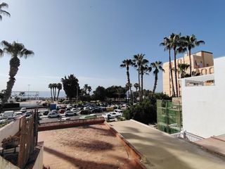 Casa aparellada a Poniente-Faro