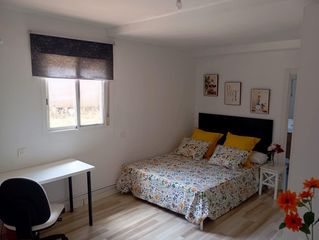 Miete Studiowohnung in Castillo-Campodón. Estudio compuesto con habitacion, baño y salon cocina