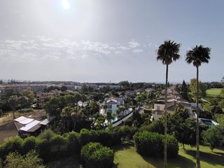 Apartament a Guadalmina Alta. Edificio el jilguero cerca de la autopista del sol