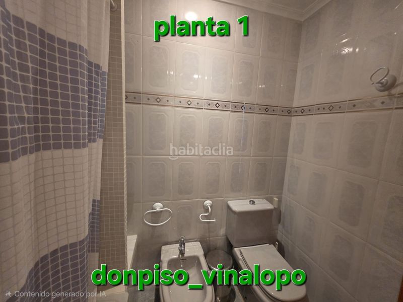Foto 49e9028b-cd59-4ed5-b93c-a37b6ee3ef5a. Doppelhaus mit pool in Petrer