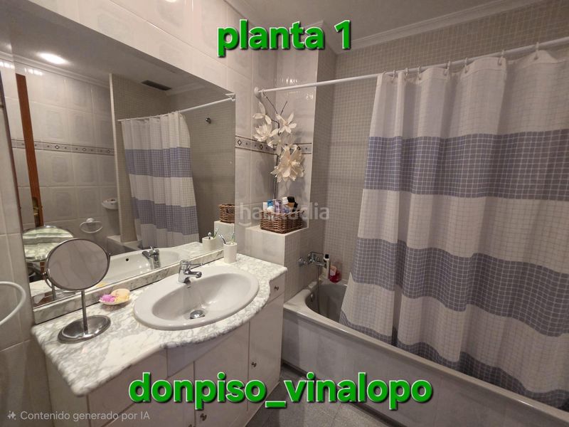 Foto b167c964-12b1-415a-9af6-69e7b48f0d4f. Doppelhaus mit pool in Petrer