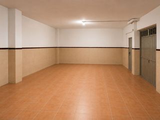 Aparcament cotxe a Andújar. Zona escuela municipal de música maestro vera mefre
