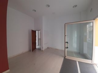 Local Comercial a Centro-Calzada-Cabo Noval. A 10 mts de calle santo domingo y a 100 de calle ancha