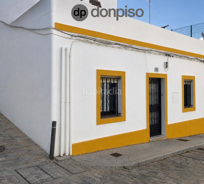 Foto 4440c707-05b0-4eda-8627-1f5da80d7a07. Casa aparellada a Ayamonte ciudad Ayamonte