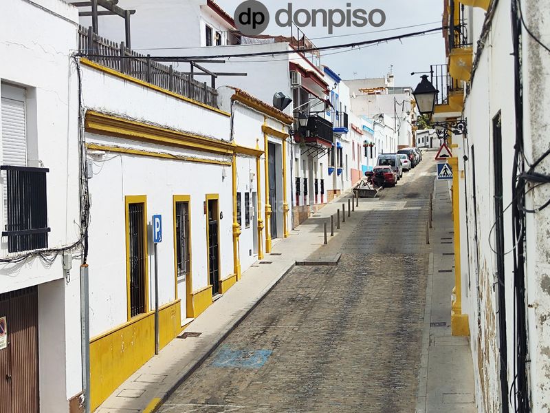 Foto 547fbd91-60a5-4b25-b2d7-e184957ec60c. Casa aparellada a Ayamonte ciudad Ayamonte