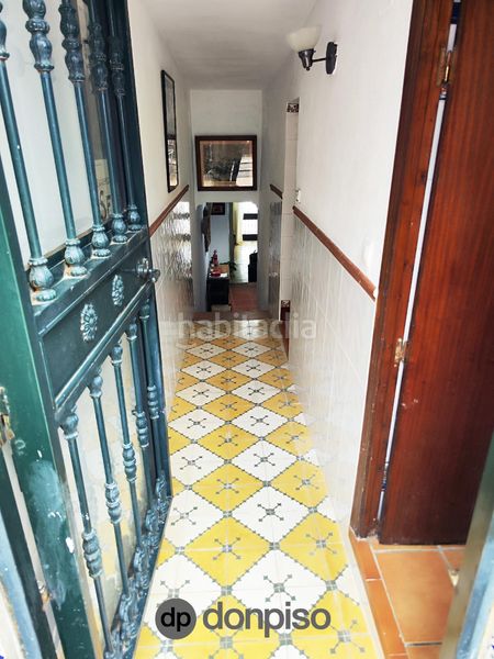 Foto b0803420-1ced-4ee5-88c4-cc6a0684d045. Casa aparellada a Ayamonte ciudad Ayamonte