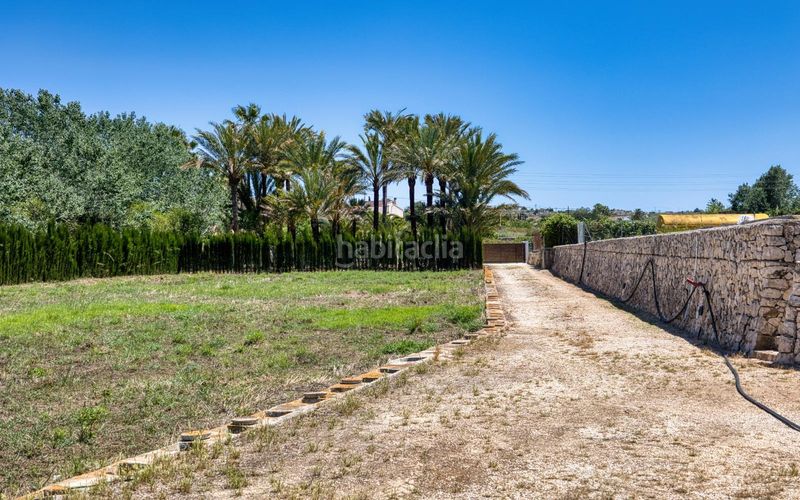 Foto 01f9130f-3870-4c8b-bf7e-62527e6c9b8b. Masia amb aparcament a Teulada