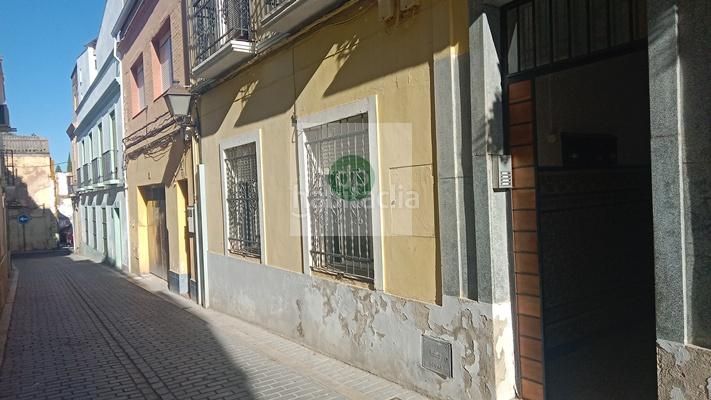 Foto c334003f-cae8-48c7-ab5f-ef127fcf872d. Pis a Casco Antiguo Badajoz