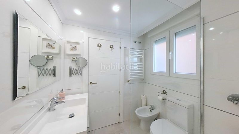 Foto 0e2d28f7-b68e-48b0-85eb-62cb5f1fb344. Apartament amb calefacció aparcament piscina a Sector B Boadilla del Monte