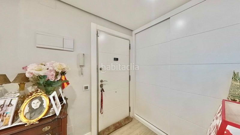 Foto 7ec8b159-3537-4656-8d3d-861dab0081a7. Apartament amb calefacció aparcament piscina a Sector B Boadilla del Monte