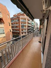 Pis a La Torrassa. A solo 3 calles de barcelonasantsbadal