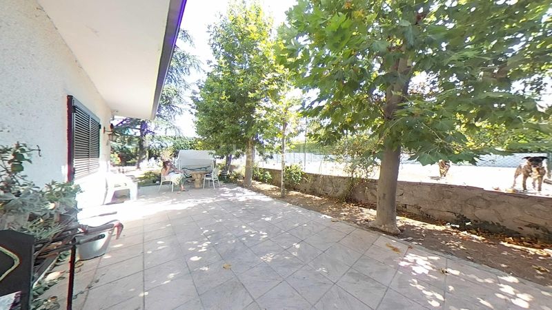 Foto a84145a5-8477-4d9c-8478-0eeb98a28877. Xalet amb calefacció aparcament piscina a Parquelagos-Puente Nuevo Galapagar