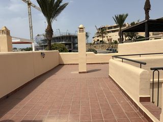 Casa bifamiliare in La Cala Mijas. Urbanización privada, con vigilancia, piscina y tenis