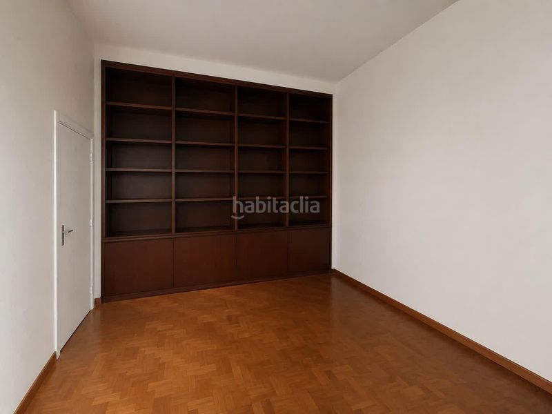 Foto 1aeeea60-798a-44b0-bf94-cee3e377460e. Apartament amb calefacció a El Carmen San Fernando