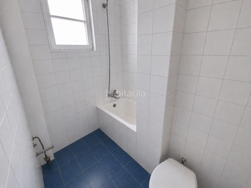 Foto cfb7ffd2-9dfe-45f9-ab6e-9568fef1008b. Apartament amb calefacció a El Carmen San Fernando