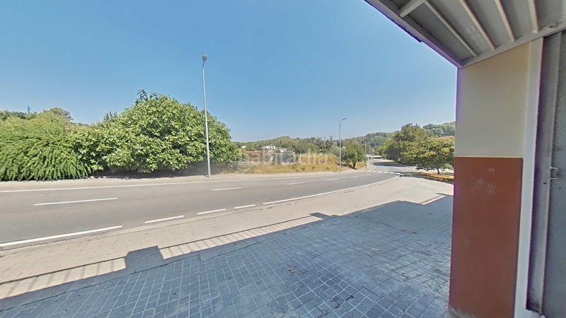 Foto f848a0d7-4d48-4ab1-b439-cf0b70a6f5cf. Planta baixa amb aparcament a Poble Nou Sabadell