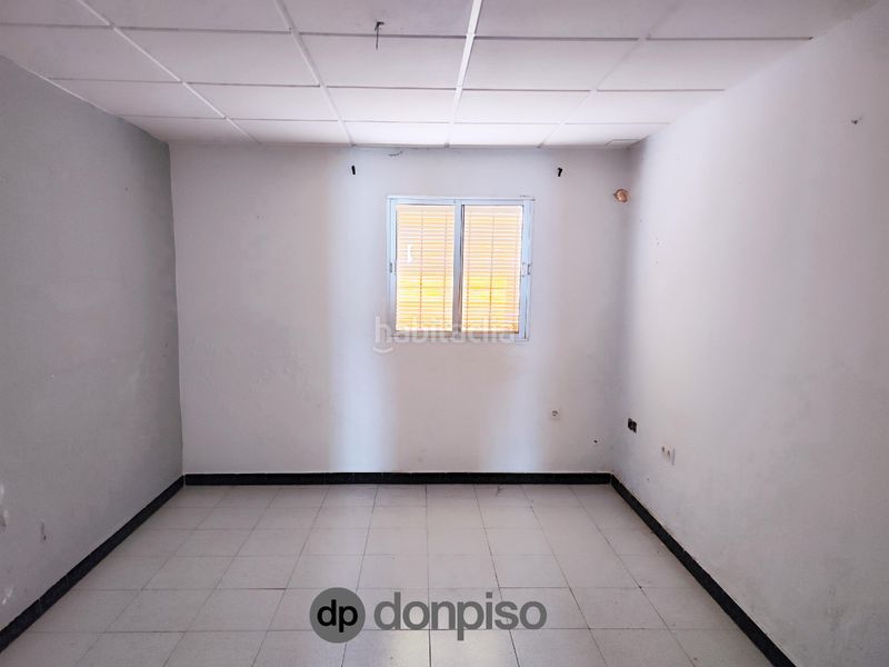 Foto dbaa1ddc-b8f3-454c-83d3-b1bbed3f2c19. Casa aparellada a Ayamonte ciudad Ayamonte