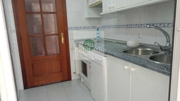 Foto aff222cb-f183-4d19-8097-2ac7db794b3f. Pis amb calefacció aparcament a Avenida Elvas Badajoz