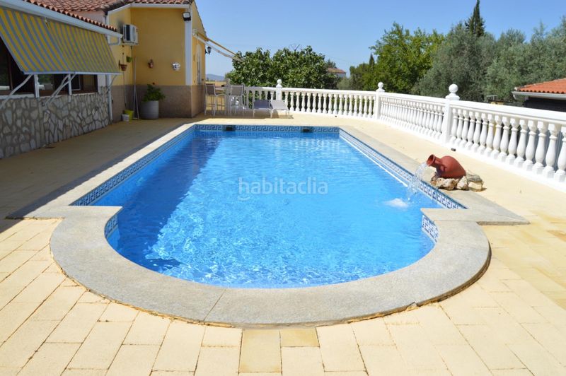 Foto 88e9a525-c575-4b72-b4cc-e1fa4c2d7963. Xalet amb calefacció aparcament piscina a Malpartida de Cáceres
