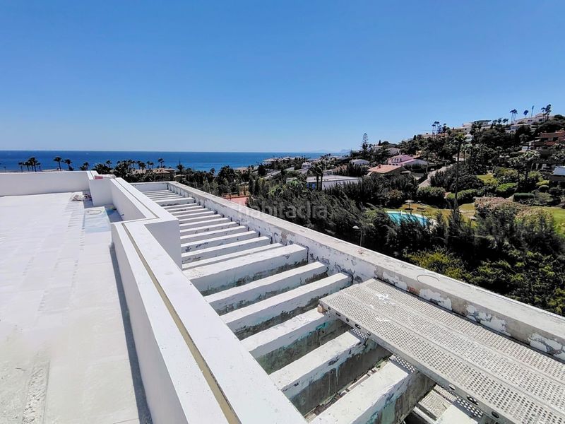 Foto 81a06a8c-fcb4-4a7c-b9d4-36b234e6de58. Àtic amb aparcament piscina a Buenas Noches Estepona