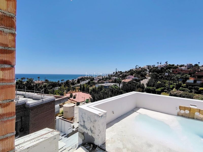 Foto fe5aa5b2-f73b-4c34-a5e3-b17825049e35. Àtic amb aparcament piscina a Buenas Noches Estepona