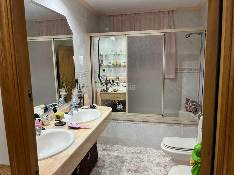 Foto ee49f1da-2874-4cde-bfbe-e5ae816308c9. Xalet amb calefacció aparcament piscina a Catllar (El)
