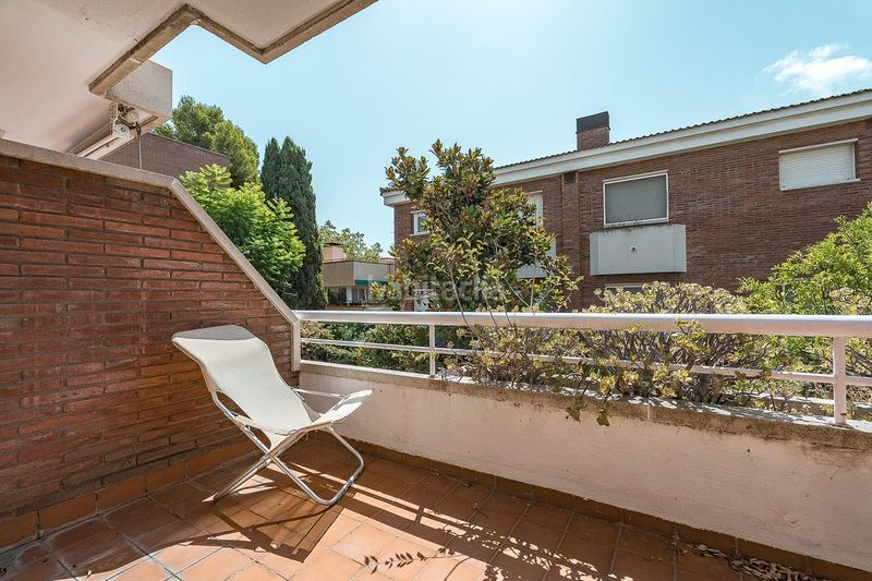 Foto a5489ac6-7573-497f-b01e-56038ce4af3a. Alquiler chalet sant justjardines doctor ribalta en Sant Just Desvern