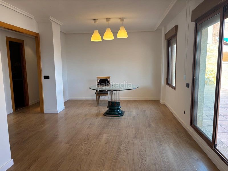 Foto c5f7efe9-c81d-48ea-8b0e-e4f85d7f6bb6. Apartament amb calefacció aparcament a Ibi