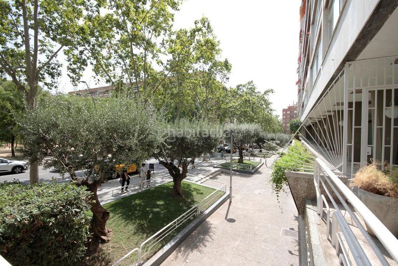 Foto 10a5166b-7ade-4130-9249-e2724d16112d. Pis a Barri de les Corts Barcelona