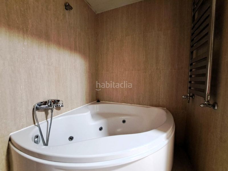 Foto b8b13373-9564-43be-9746-62d4d47ff4d2. Pis amb calefacció piscina a Sant Andreu de la Barca
