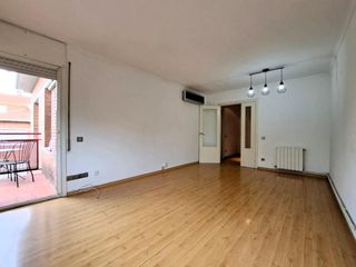 Pis a Sant Andreu de la Barca. Zona del pla de lestació