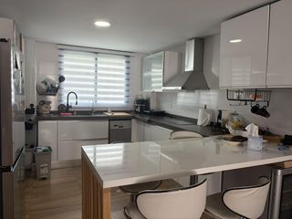 Casa aparellada a Santangelo. Santángelo norte, cerca de la a7