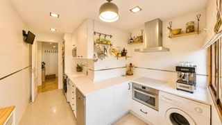 Apartament a La Avanzada-La Cueva. Al lado del vicente blasco ibáñez