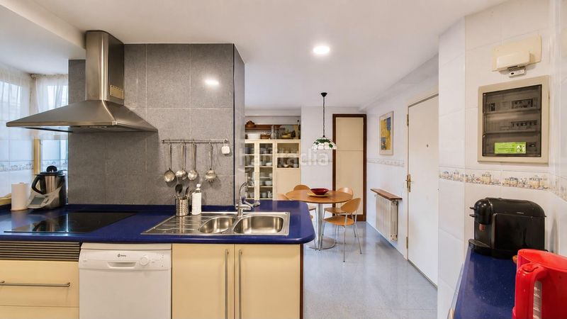 Foto 7d8a2a0d-06ca-4589-8069-81f1554fac34. Apartament amb calefacció aparcament a Estrella Madrid