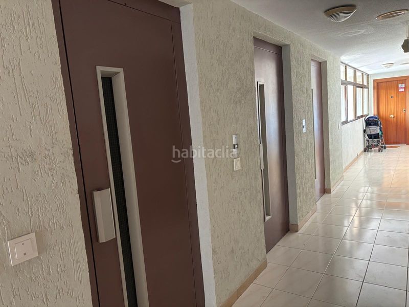 Foto 36d066ad-a8b3-41ae-a0bc-6df80378c01e. Apartament amb calefacció aparcament piscina a Levante Alto Benidorm