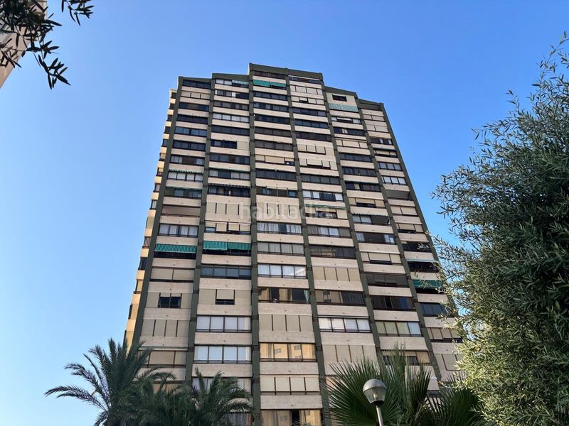 Foto 84331d29-bdad-4f53-ab4c-1c042388fb3b. Apartament amb calefacció aparcament piscina a Levante Alto Benidorm