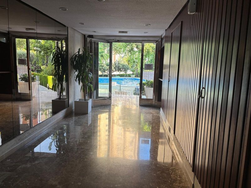 Foto c8203a4a-86ce-48ad-bf94-f78829e760c7. Apartament amb calefacció aparcament piscina a Levante Alto Benidorm