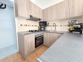 Flat in Can Palet. Junto carretera de montcada