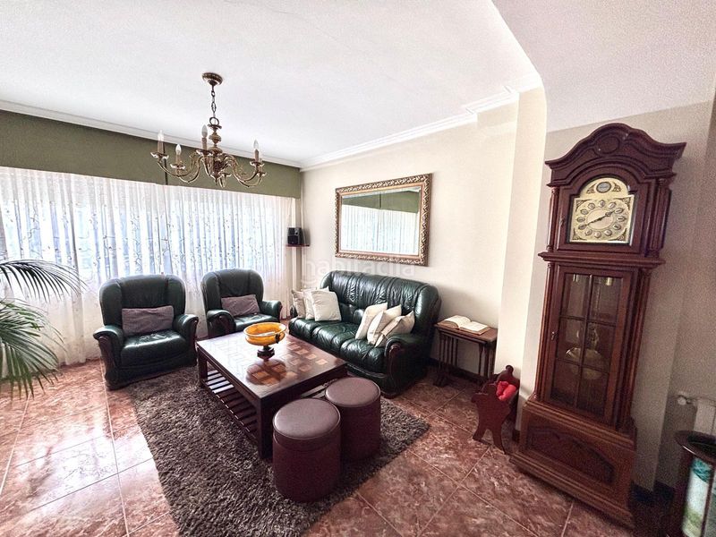 Foto ba10f69d-0cdb-41a2-ba31-e86520920019. Chalet casa blanca lalin en Lalín