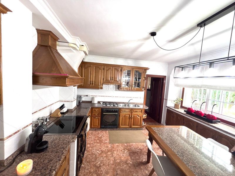 Foto c5a655a4-980e-405d-b7e6-092e52d331be. Chalet casa blanca lalin en Lalín