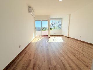 Lloguer Apartament a La Mina. Junto al cap la mina y a la seguridad social de la mina