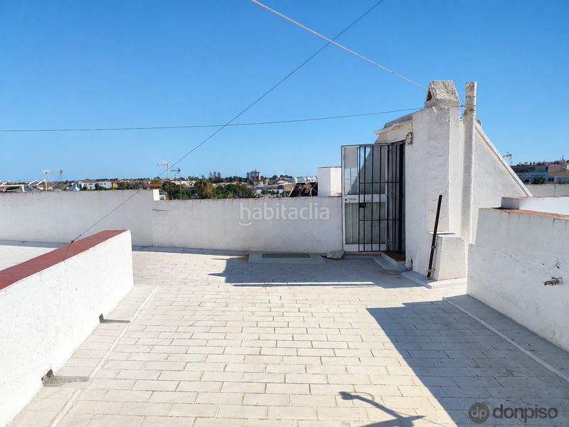 Foto 40b50eab-140e-4560-a20a-689b693f343e. Casa aparellada a Ayamonte ciudad Ayamonte